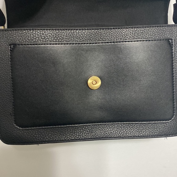 Black fashion crossbody envelope style bag 10x7x3 - Picture 6 of 9